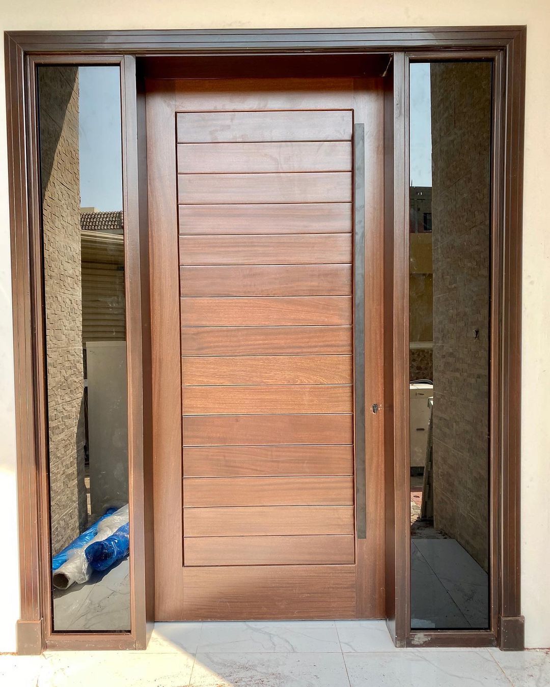 يتوفر لدينا أبواب خشبية خارجية – داخلية من شركة سيلا وود