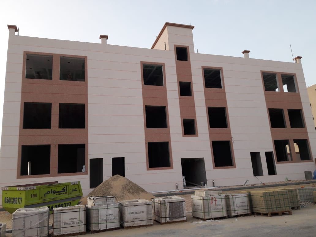 توريد وتركيب كسر رخام وطني لتشطيب واجهات المباني من شركة الحلول الصخرية